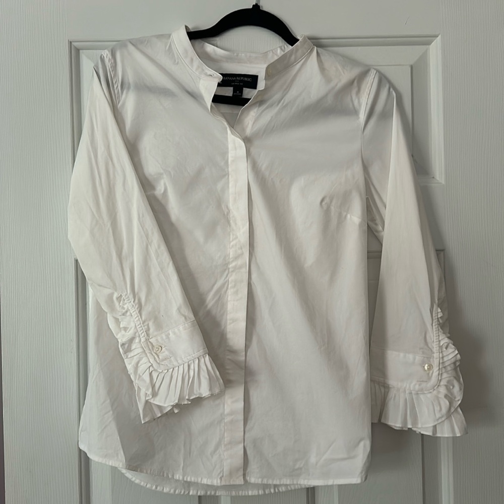 Banana Republic ruffle sleeve tailored button down